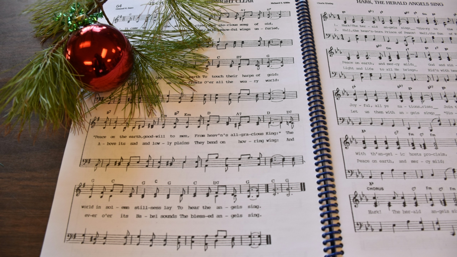 Music singing caroling sheet music
